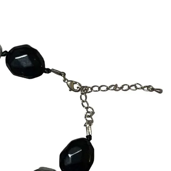Chunky Pebble Women's Necklace - Picture 2 of 3